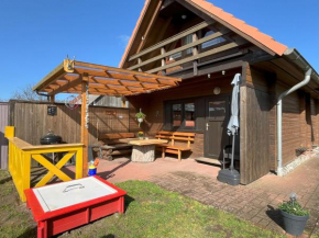 Holz-Ferienhaus Mechelsdorf, nahe Ostseebad Kühlungsborn, Bastorf